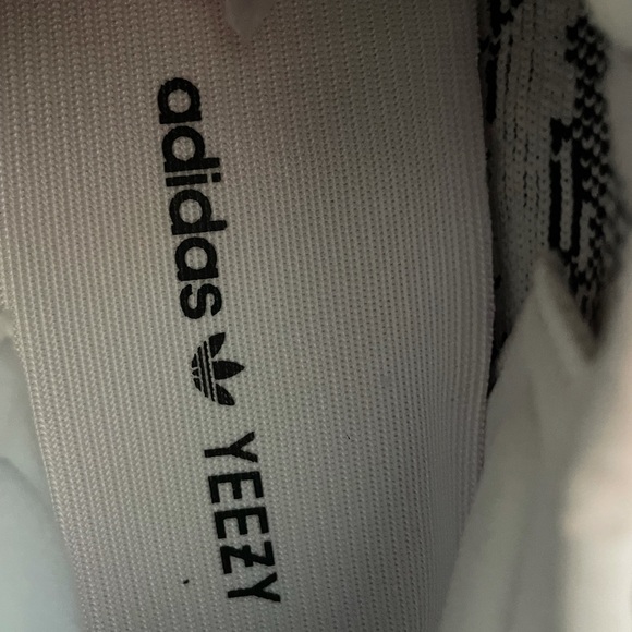 Adidas yeezy 350 v2 zebra size 5 - Picture 6 of 7